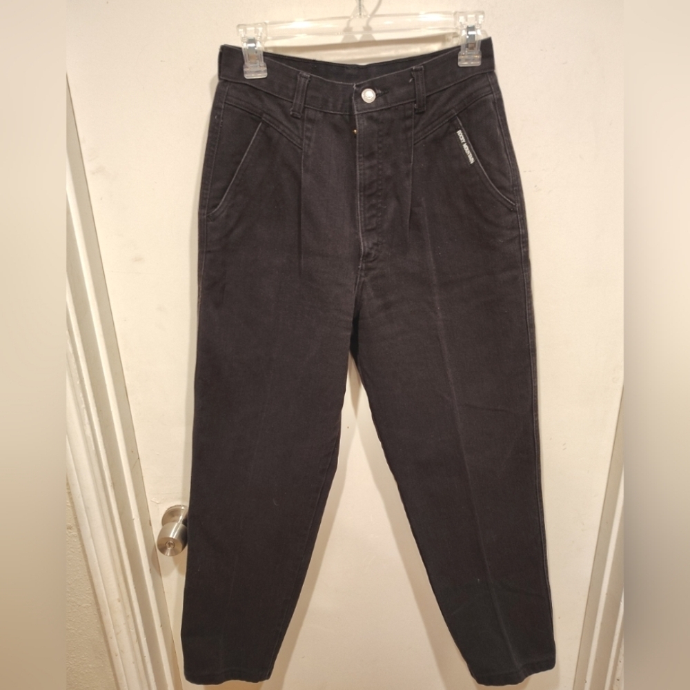 Rocky Mountain Clothing Co. Women's Black High Rise Mom Jeans 7/8 Vintage Denim